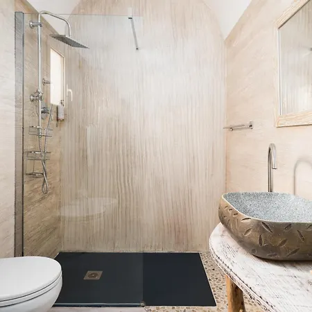 Giojas125- Monolocale Per 2 Persone *